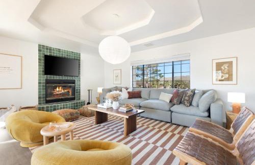 Yucca Valley House | Modern Mojave Moon with Pool & Hot Tub - 4-Star Stay