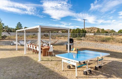 Yucca Valley House | Modern Mojave Moon with Pool & Hot Tub - 4-Star Stay