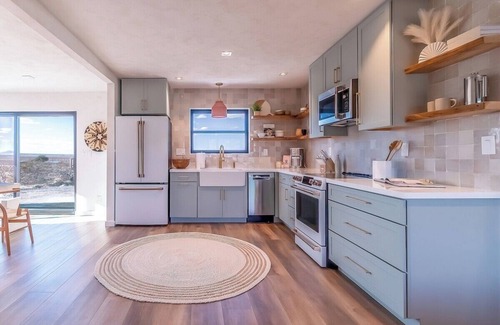 Twentynine Palms House | Experience Epic Mojave Views with Pool & Sauna Access