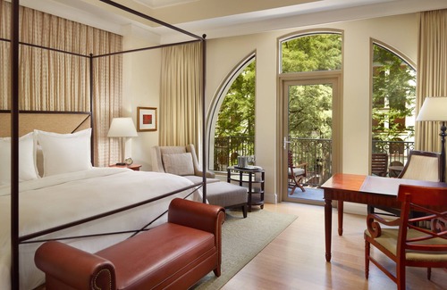 Downtown San Antonio Hotel | Top-Rated Mokara Hotel & Spa in San Antonio Awaits You