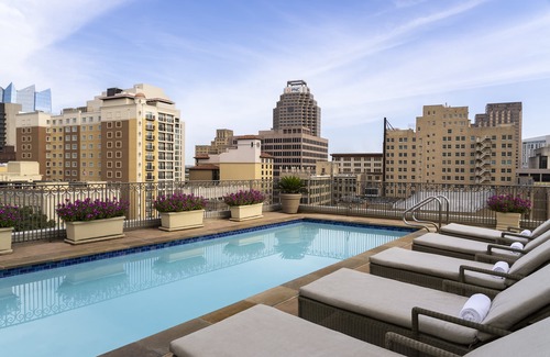 Downtown San Antonio Hotel | Top-Rated Mokara Hotel & Spa in San Antonio Awaits You