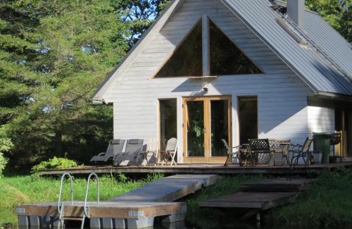 Ankkula House | Experience Comfort at Mokko Saunahouse - 4-Star Retreat