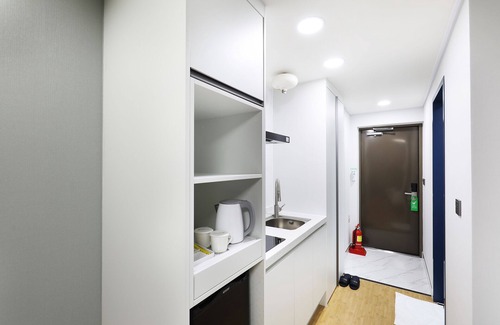 Mokpo Hotel | Mokpo Ocean Hotel: Guest Rated 8.8 with Pool & Restaurant