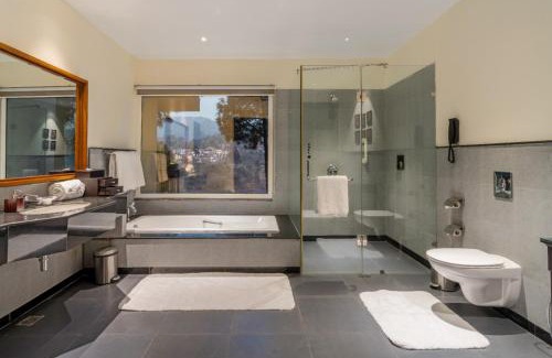 Kumarhatti Resort | Relaxing Moksha Himalaya Spa Resort with Ocean Views