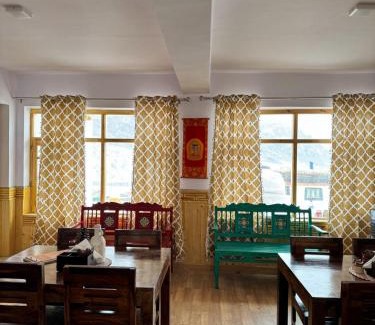 Spiti Bed & Breakfast | Pet-Friendly Moksha Hotel in Losar with Breakfast Included