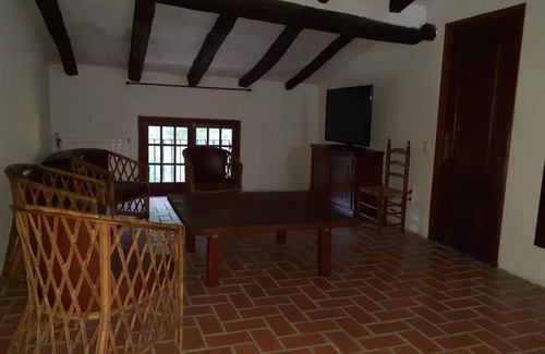 Cornudella de Montsant Ski Chalet | Discover Molí dels Aubins: Pet-Friendly Oasis with Pool