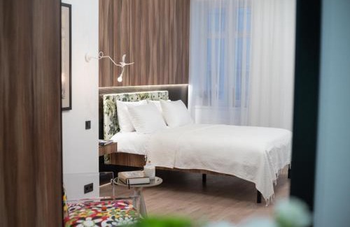 Lviv City Center Apartment | Explore Mola Mola Apart Hotel: Rated 9.4/10 & Family Friendly