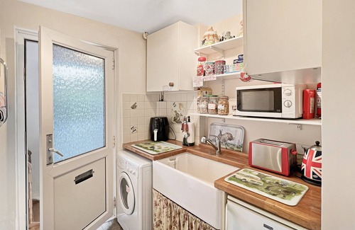 Withypool Cottage | Family-Friendly Mole End Annexe in Withypool, Pet Welcome!