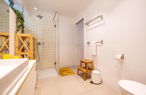Aveiro Apartment | Discover Moliceiros Aveiro: 4-Star Stay with Breakfast & More