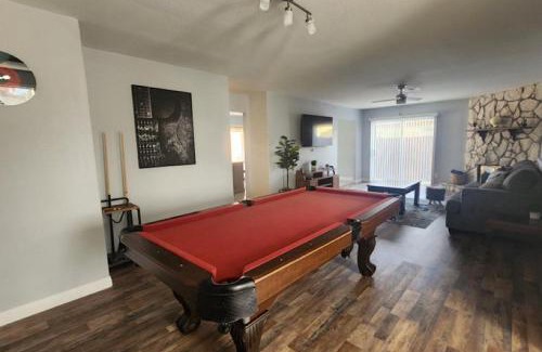 Torrey Pines Ranch House | Discover Molino: Pet-Friendly Stay with Pool & Breakfast