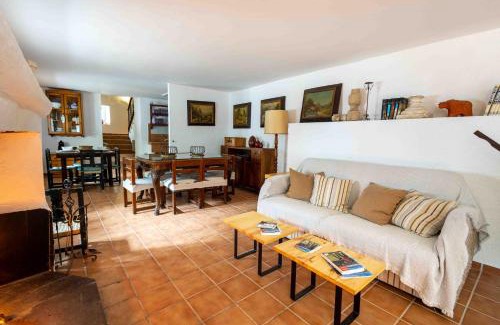 Chilluevar House | Unforgettable Molino de Gris Cazorla with Pet-Friendly Perks