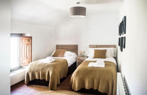 Ventosilla y Tejadilla House | Discover Molino del Feo: Perfect for Pets and Families