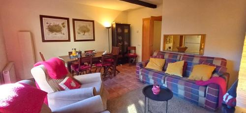 Castiello de Jaca House | Discover Molino21: Family-Friendly Retreat in Castiello de Jaca