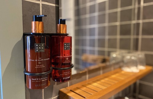 Mollosund Hotel | Discover Mollösunds Wärdshus: Family-Friendly Retreat