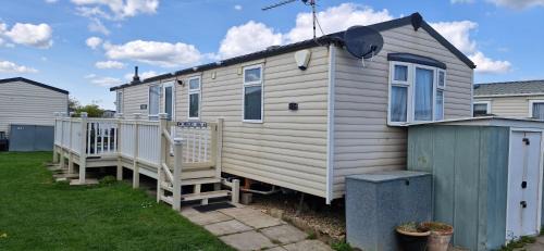 Ingoldmells Resort | Family-Friendly Mollies Den at M5 Waterside Leisure Park