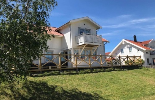 Mollosund Cottage | Mollösund on the west coast near the sea with lovely views