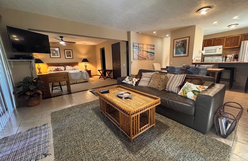 Maunaloa Condo | Ideal Molokai Condo with Pool, Spa & Beach Access