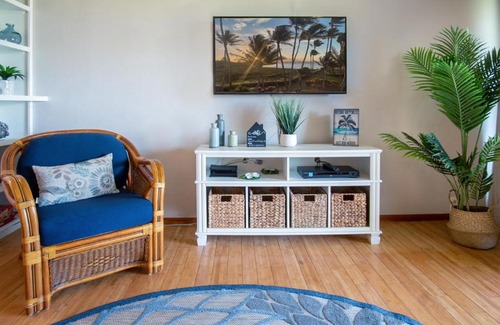 Ualapue Apartment | Oceanfront Molokai Island Retreat with Pool & 9.5 Rating