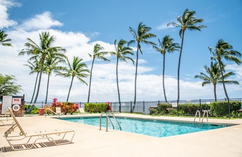Kaunakakai Hotel | Relaxing Retreat at Molokai Shores A314 with Pool Access