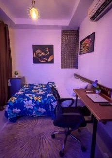 Msasani Apartment | Budget-Friendly Mombasa: Poolside Relaxation Awaits You