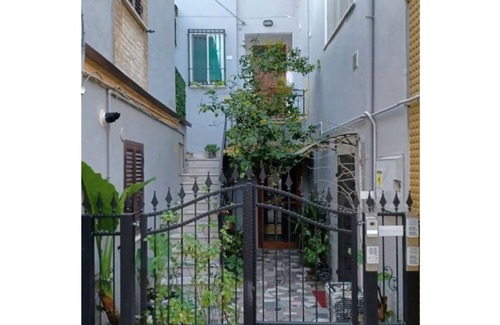 Rocca San Giovanni Apartment | Serene Ocean View Retreat for Family Getaways