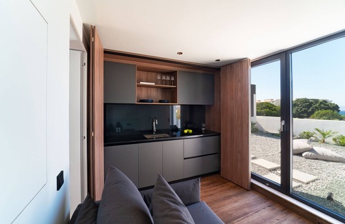 Ixia Villa | Discover Momentum Villas: Oceanfront Oasis with Private Pool