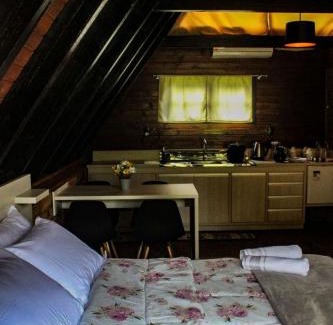 Praia Grande Cabin | Pet-Friendly Escape at Mon Chalet with Hot Tub Relaxation
