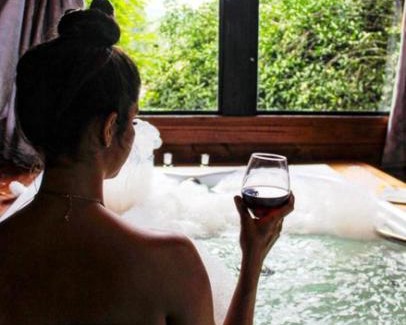 Praia Grande Cabin | Pet-Friendly Escape at Mon Chalet with Hot Tub Relaxation