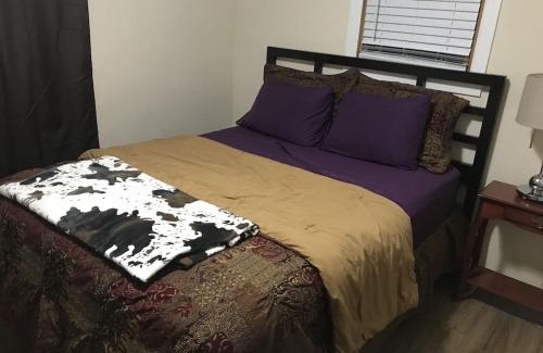 Peoria Heights House | Family-Friendly Getaway at Mon Chateau - Rated 9/10 by Guests