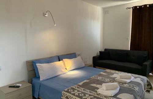 Tal-Ghoqod Bed & Breakfast | Mon-Chery: Family-Friendly Stay with Great Amenities