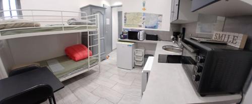 Sollies Pont Apartment | Discover Mon petit coin de paradis with Pool & Family Fun!