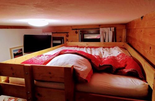 Prapoutel Apartment | Cozy Mon Petit Studio Montagnard: Pet & Child Friendly!
