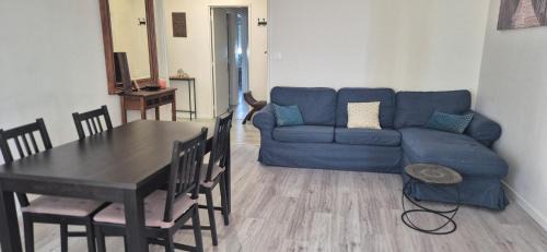 Les Sables d'Olonne Apartment | Experience Mon Soleil: Oceanfront Bliss with Pet-Friendly Comfort