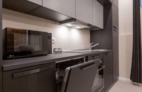 Zona Padova Apartment | MON43 -Loreto-Duomo- Nature House - Luxury