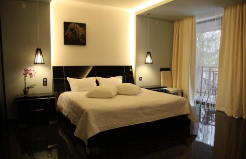 Lobnya Hotel | Elegant MONA Boutique Hotel Sheremetyevo - Guest Rated 9/10