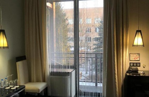 Lobnya Hotel | Elegant MONA Boutique Hotel Sheremetyevo - Guest Rated 9/10