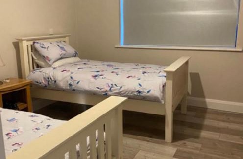 Monaghan House | Spacious Monaghan Town House - 5 Mins to City Center