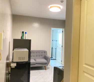 Paranaque Hotel | Monarch Parksuites