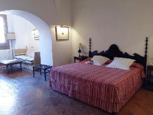 Palma del Rio Hotel | Unforgettable Stay at Monasterio de San Francisco - 4 Stars