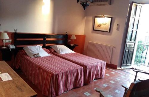 Palma del Rio Hotel | Unforgettable Stay at Monasterio de San Francisco - 4 Stars