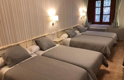 Anguiano Hotel | Comfortable Stay at MONASTERIO de SANTA MARÍA DE VALVANERA