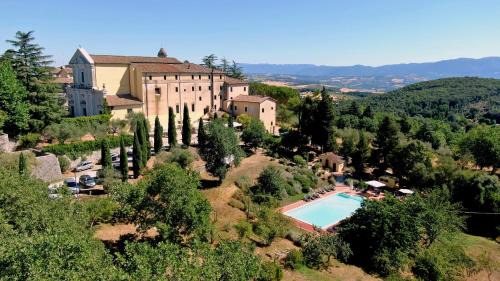 Foce Hotel | Experience Monastero Le Grazie: Pet-Friendly Oceanfront Retreat