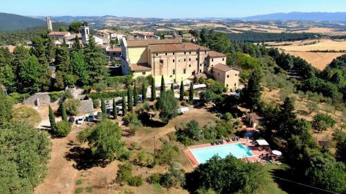 Foce Hotel | Experience Monastero Le Grazie: Pet-Friendly Oceanfront Retreat