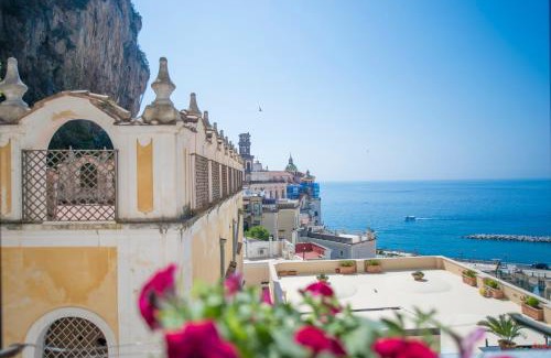 Atrani Apartment | Ocean View Retreat at Monastero Santa Rosalia - Rated 9/10
