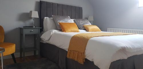 Bunacurry Bed & Breakfast | Experience Monastery View: Family-Friendly with Hot Tub