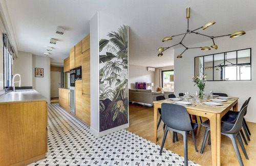 Quartier de la Plaine-de-Monceaux Apartment | Convenient Monceau - Wagram with Breakfast & Kitchen Access