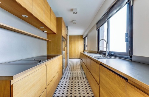Quartier de la Plaine-de-Monceaux Apartment | Convenient Monceau - Wagram with Breakfast & Kitchen Access