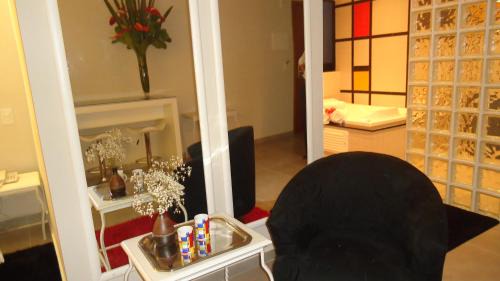 Sao Jose dos Campos Hotel | Cozy Mondrian Suite Hotel with Ocean View & Hot Tub