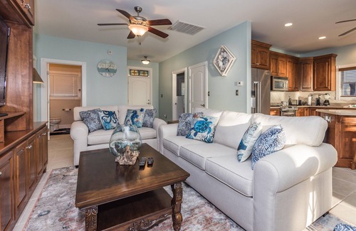 Foley House | Monet On The Bay II: Shared Hot Tub & Pier, 9.6/10 Rating
