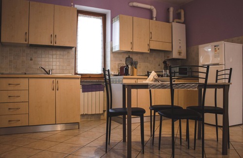 Mascarelli Apartment | Monet - Ideal Apartment with Garden and Spa in La Morra